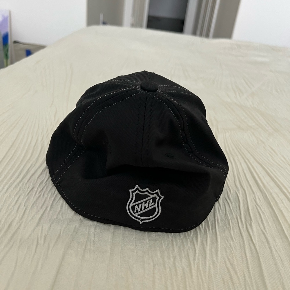 LA Kings Reebok Adult Black & Grey Hat - Picture 2 of 4